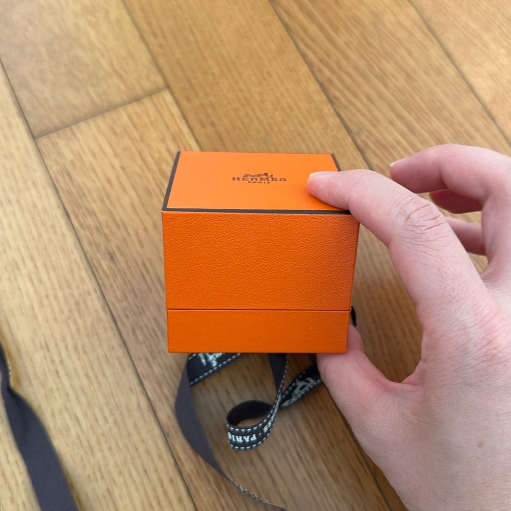 Hermes ring gift box